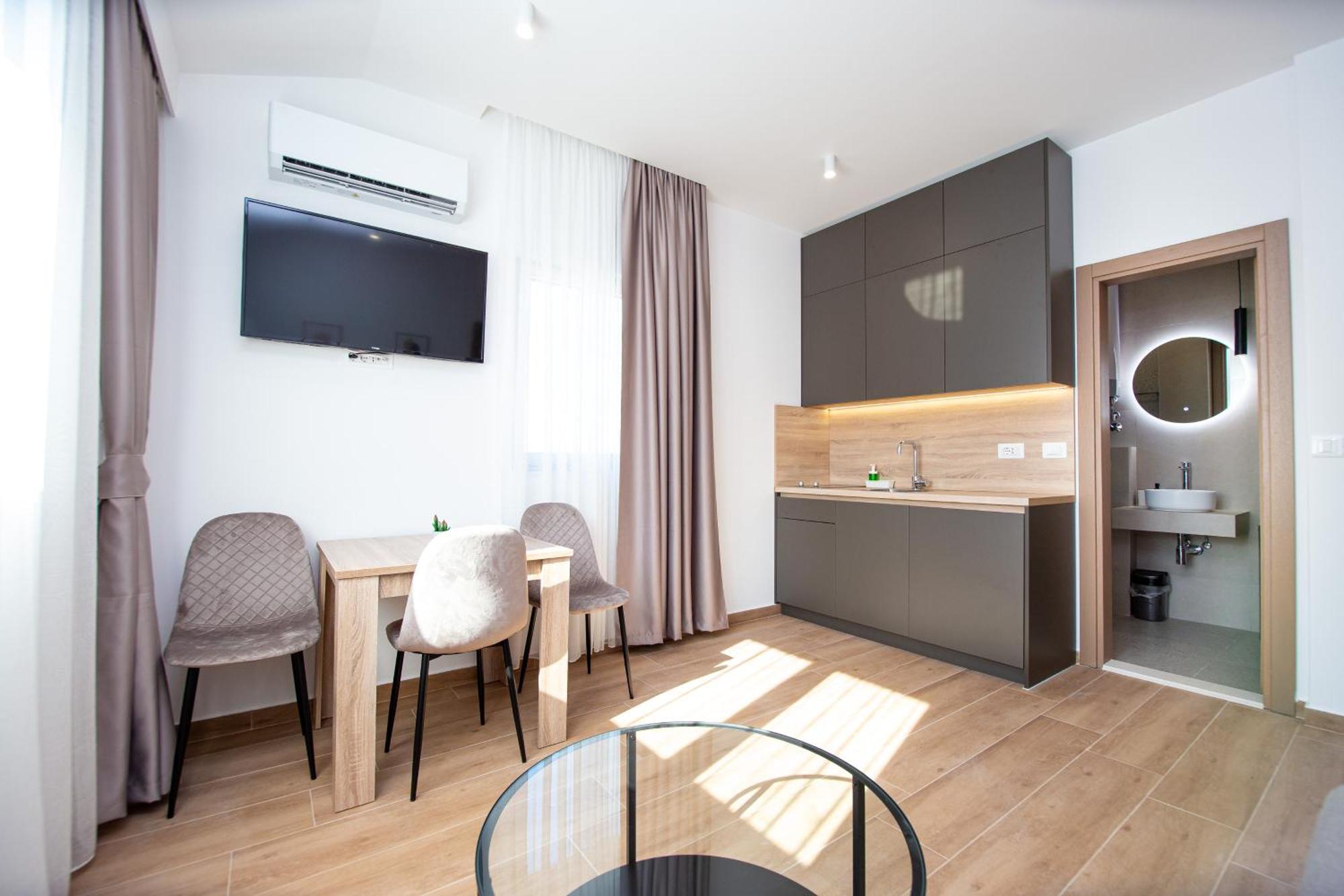 Apartments Sirena - Modern Stay With Free Parking Budva Exterior foto