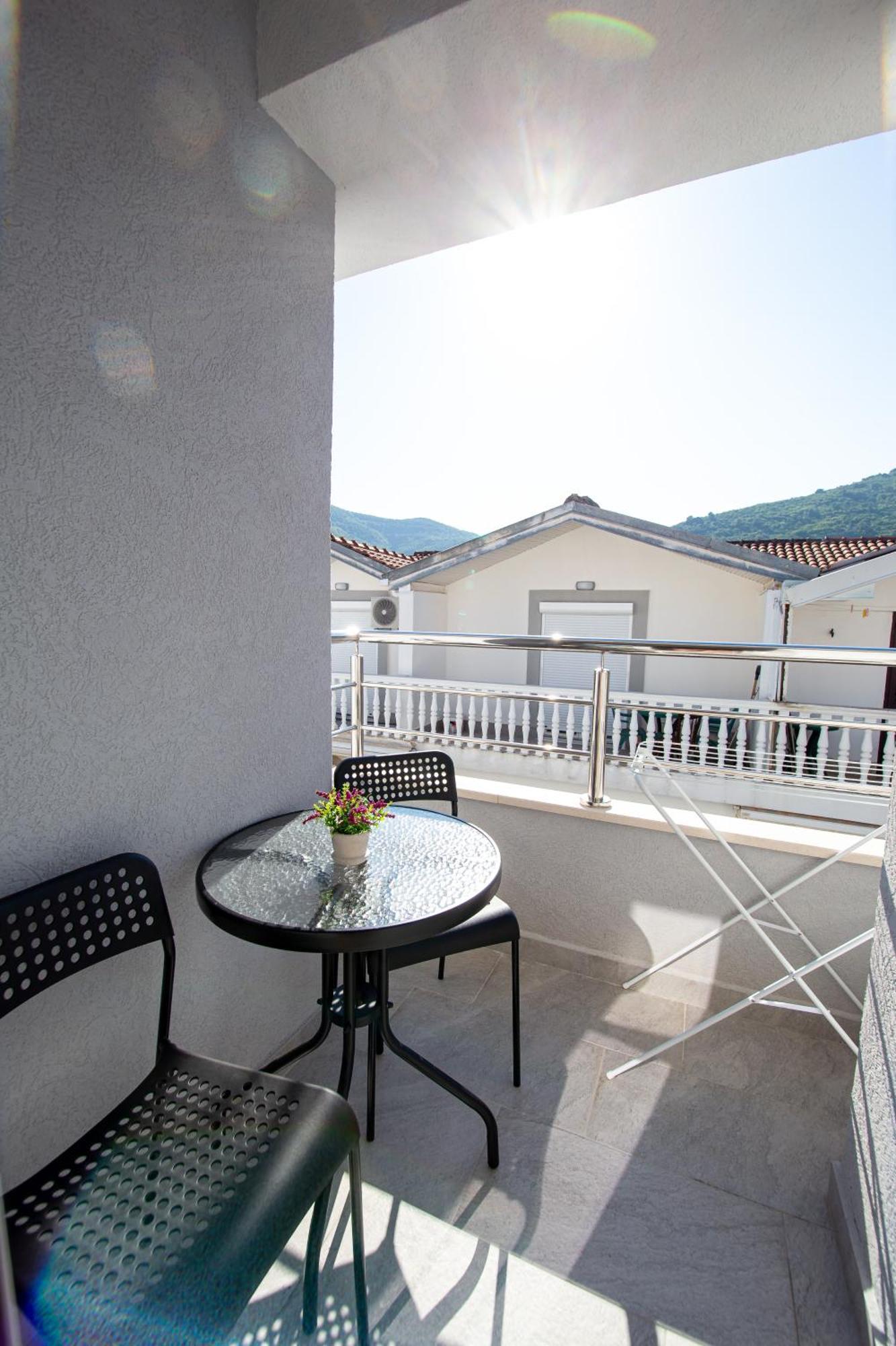 Apartments Sirena - Modern Stay With Free Parking Budva Exterior foto